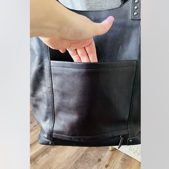 solo Bags Solo New York Executive Leather Poly Bucket Tote